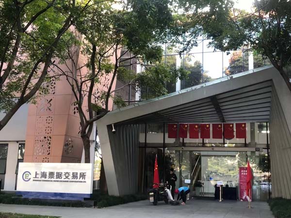 刑事案件的法律援助律師是走過(guò)場(chǎng)嗎？深圳法律咨詢網(wǎng)為您解答