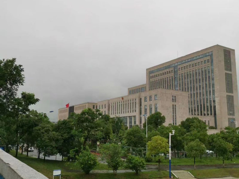 持刀入室盜竊小額財物一般怎么判刑？深圳刑事申訴律師告訴您